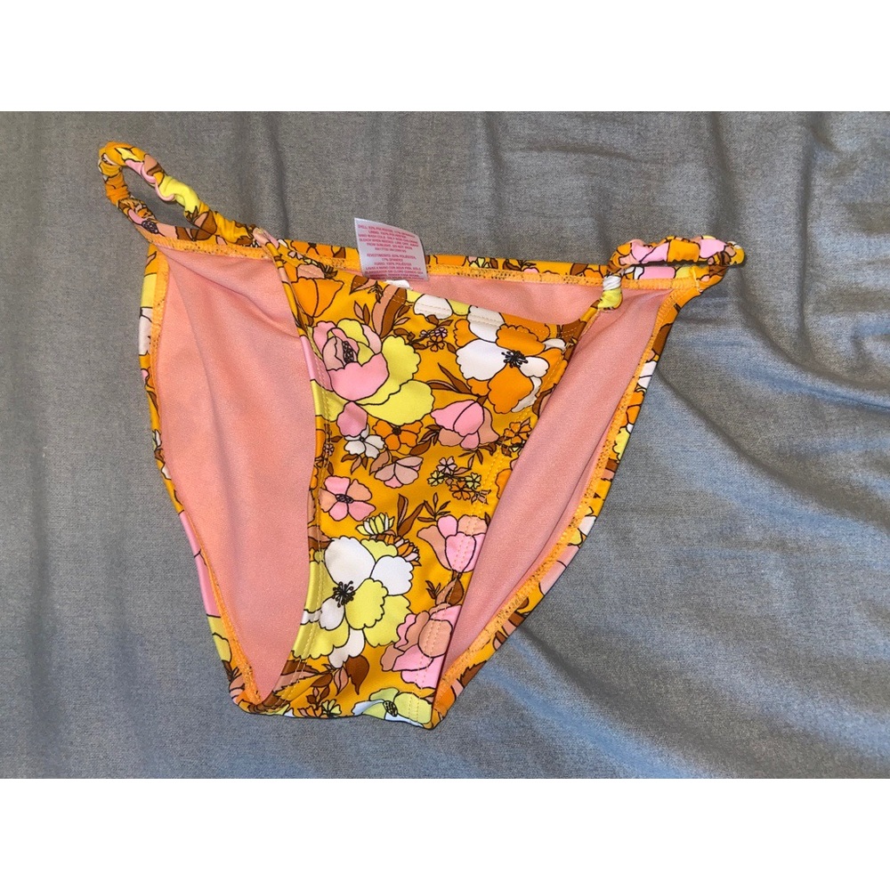 Floral bikini bottoms